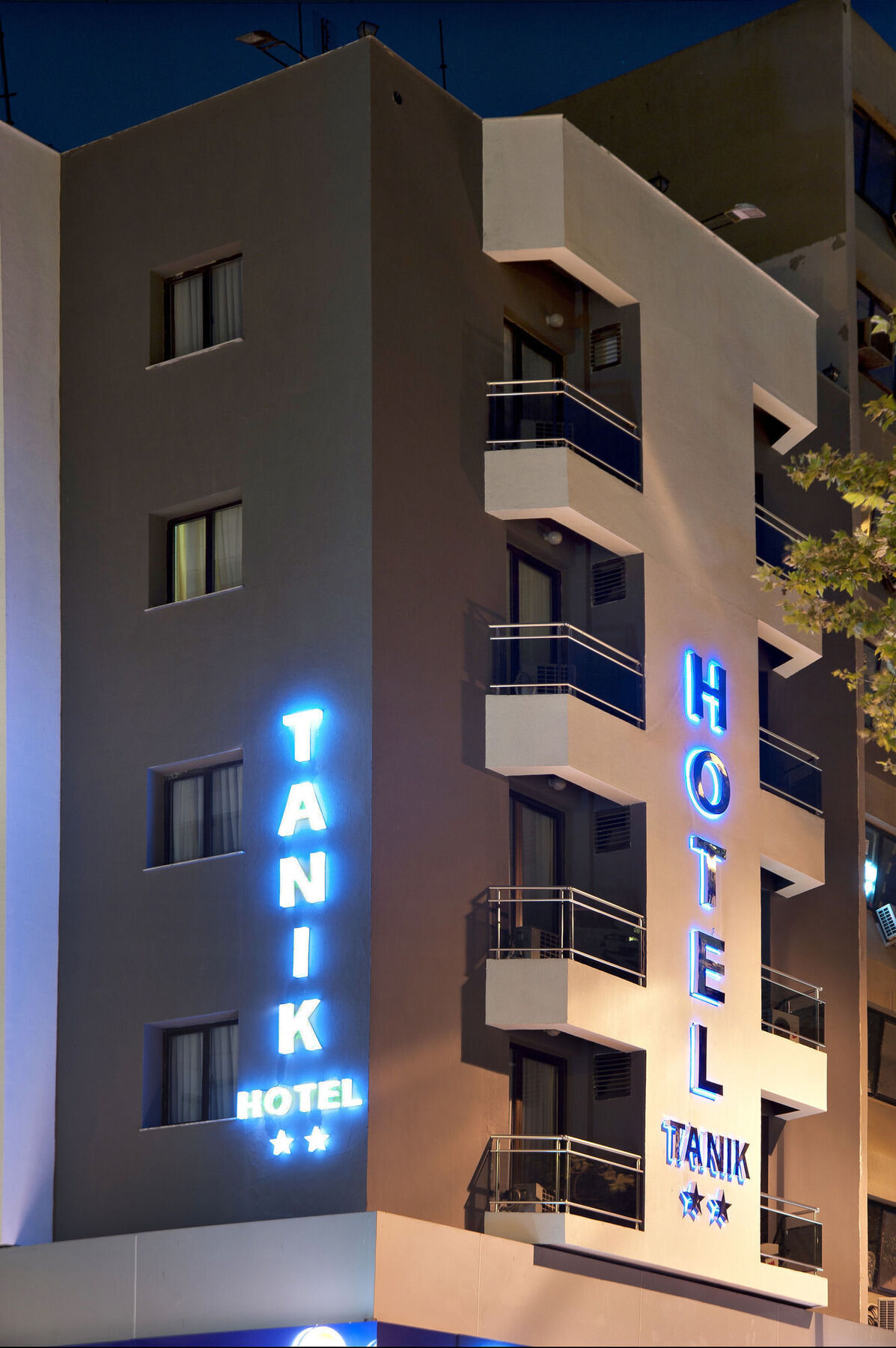 Tanik Hotel Измир Экстерьер фото